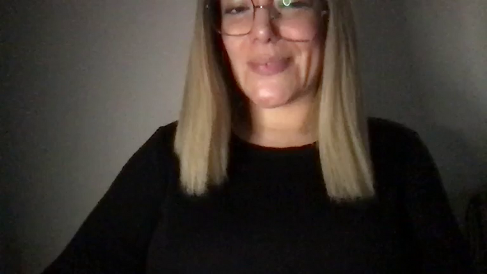 MistressLouUK
