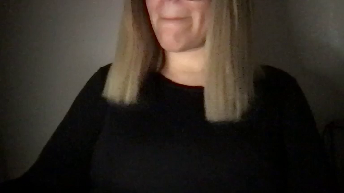 MistressLouUK