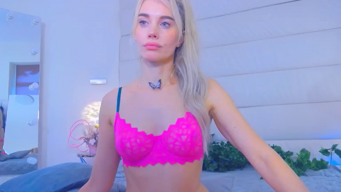 DahliaLay