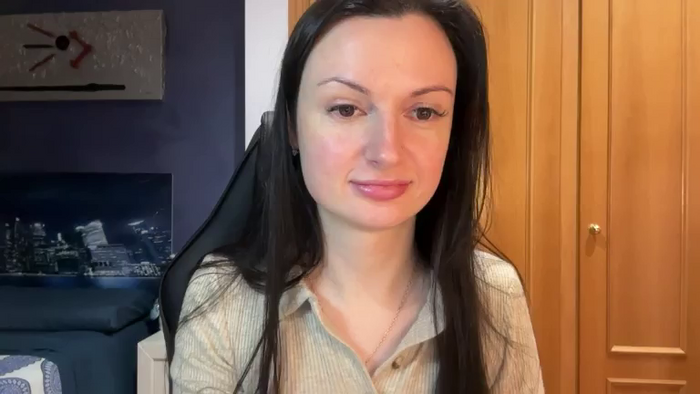 GloriaM