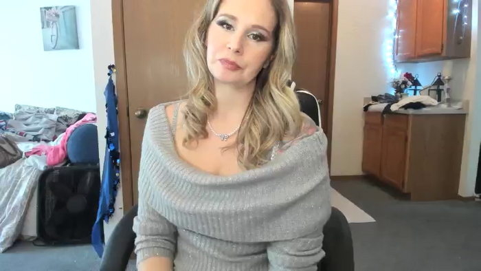 Hottyhousewife18