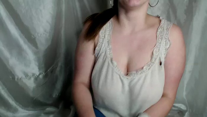 BettyGirlKiss