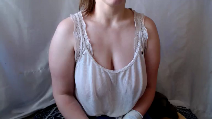 BettyGirlKiss