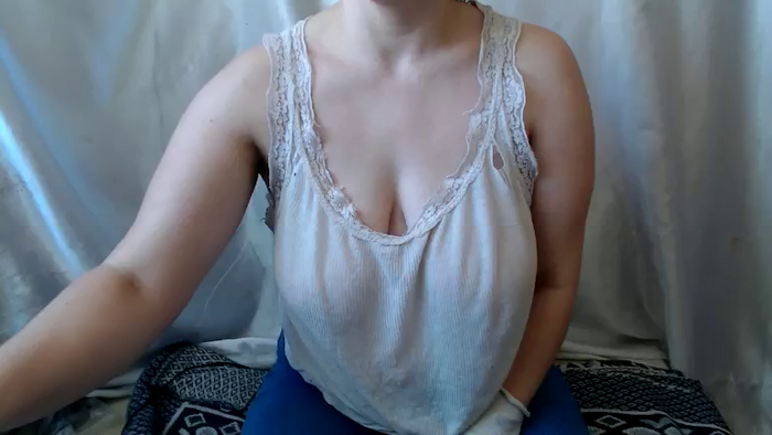 BettyGirlKiss