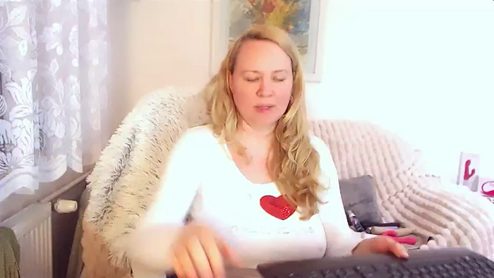 LauraSkyx