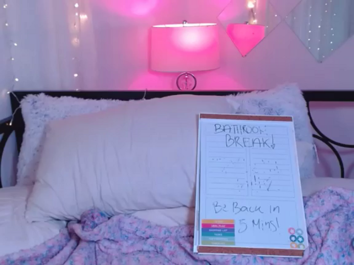 RaelynnWhitee