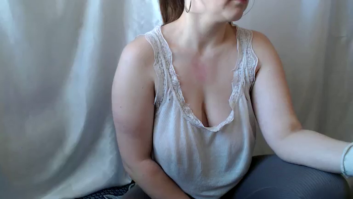 BettyGirlKiss