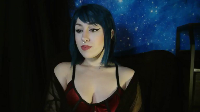 MissVikkiBlue