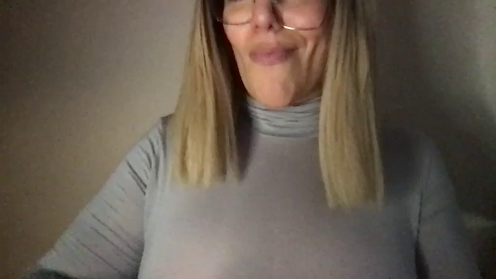 MistressLouUK
