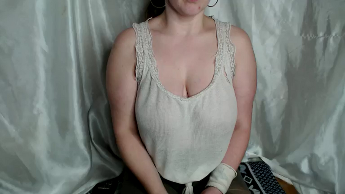 BettyGirlKiss