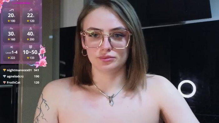 Sofi_Lewis