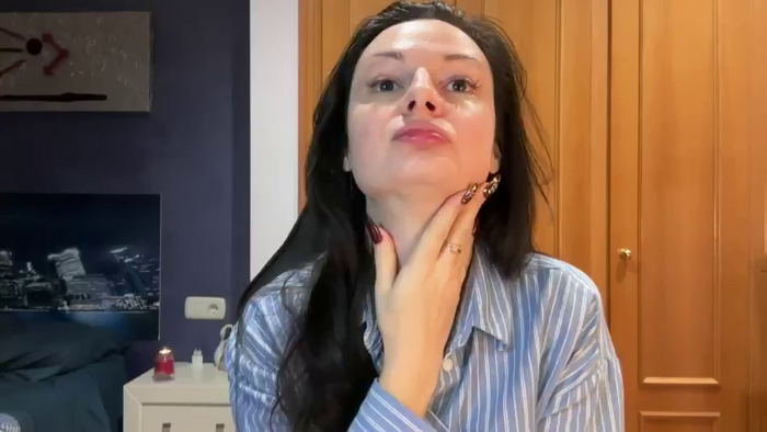GloriaM