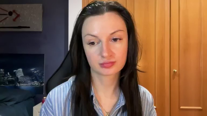 GloriaM