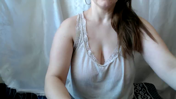 BettyGirlKiss