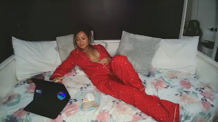 miaqueen143