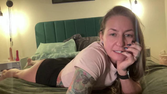 Beebeefitgirl