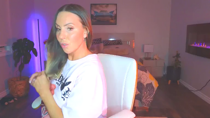 LolaSky69