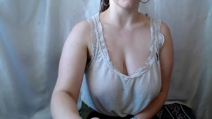 BettyGirlKiss
