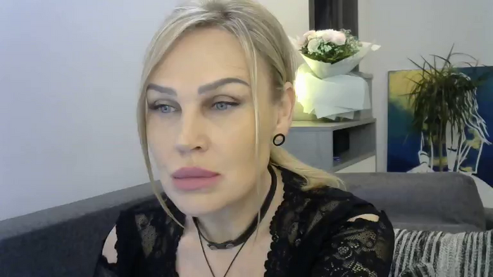 Evie_Paige