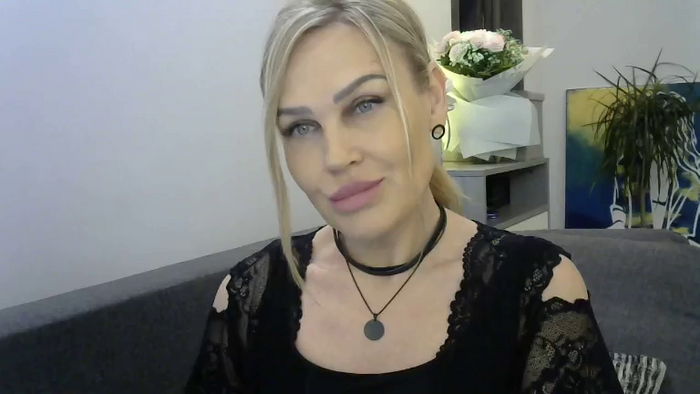 Evie_Paige