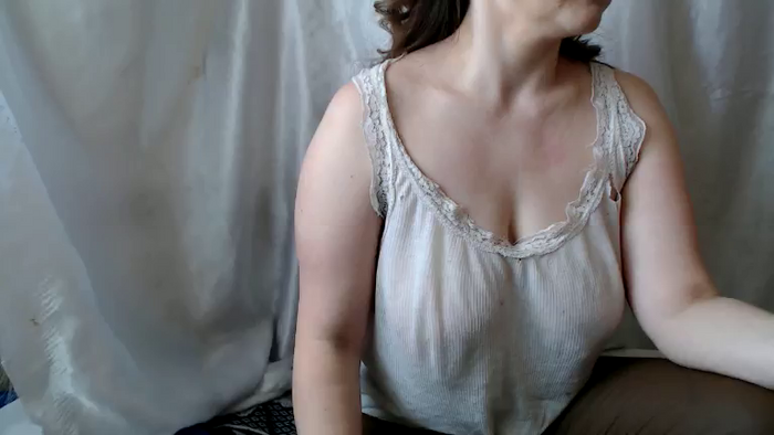 BettyGirlKiss