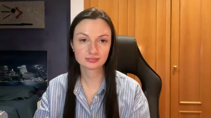 GloriaM