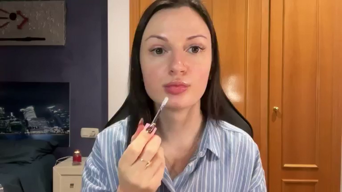 GloriaM