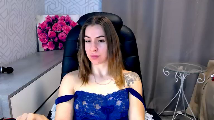 MeganNaughtyy