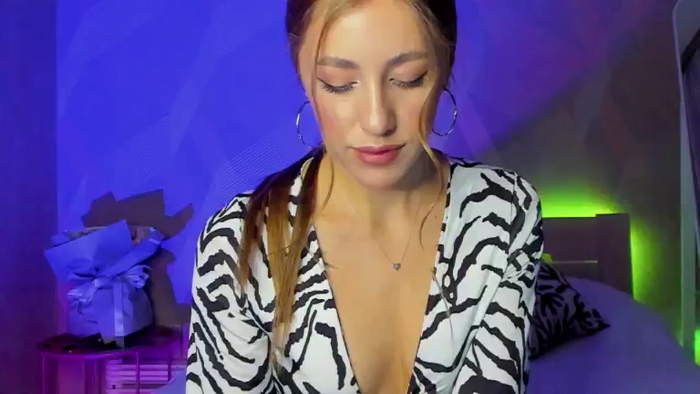 LaAngelA