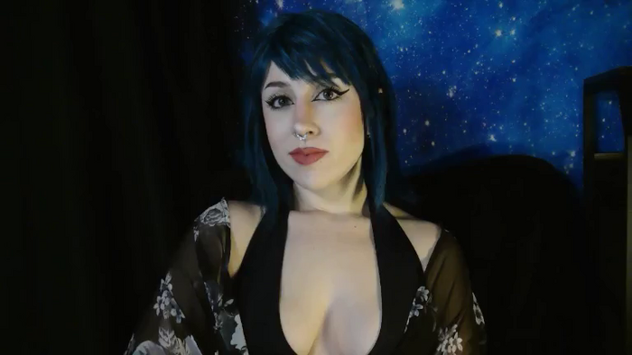 MissVikkiBlue