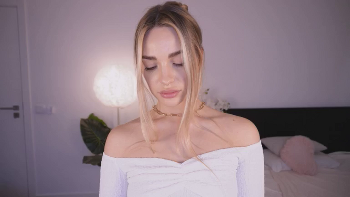 Nicole_youthfull18