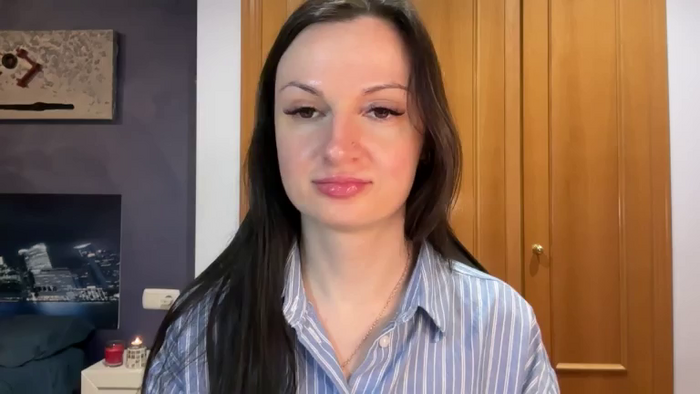 GloriaM