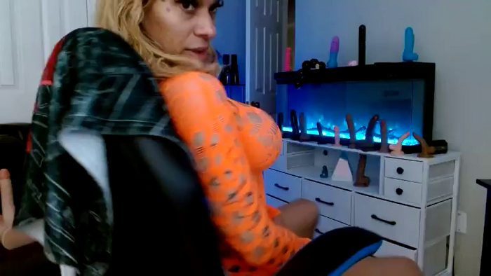 Hola18