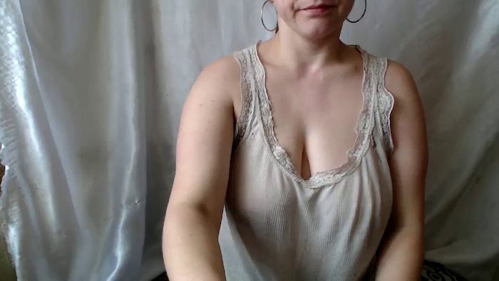 BettyGirlKiss