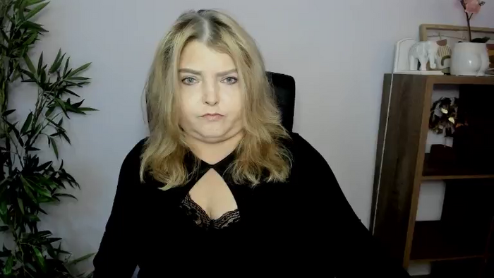 ElodiePLAYGIRL