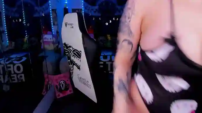 2025/02/04/streamate-jadestark-03-33-21