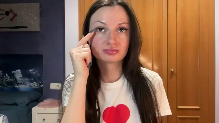 GloriaM