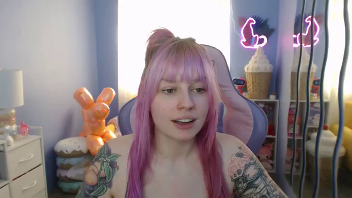 Angelina_Glass