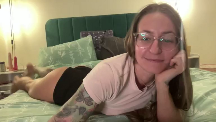 Beebeefitgirl