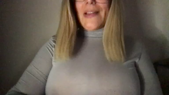 MistressLouUK