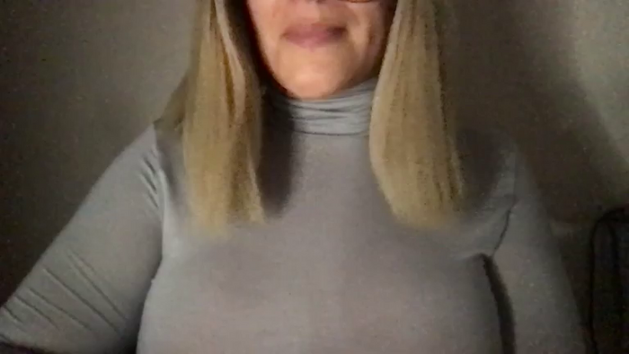 MistressLouUK