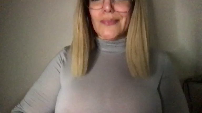 MistressLouUK