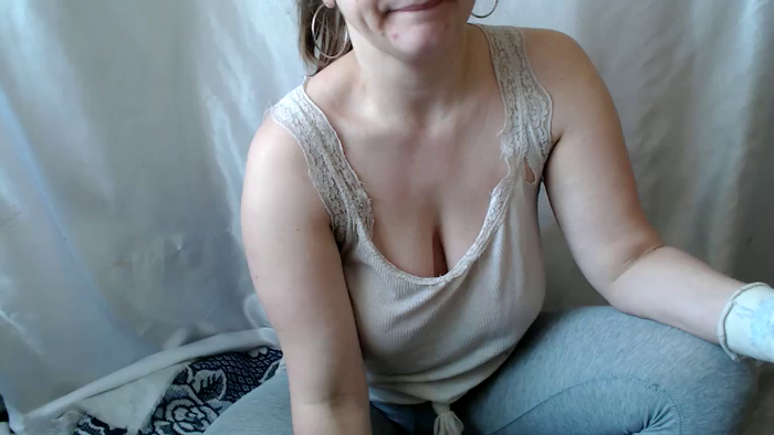 BettyGirlKiss