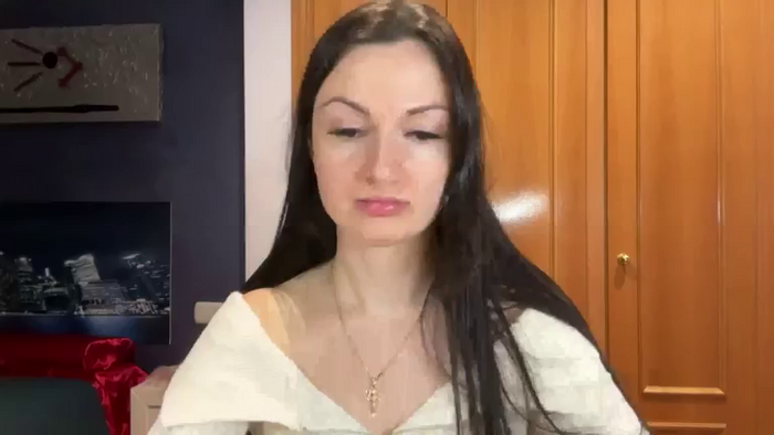 GloriaM