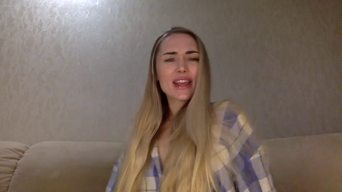 Tina_a