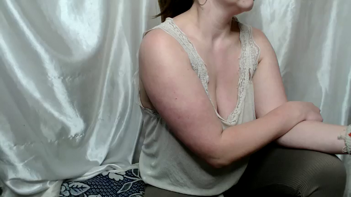 BettyGirlKiss