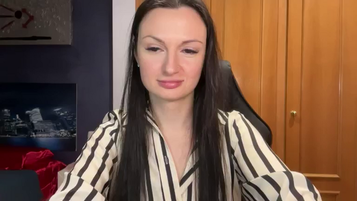GloriaM