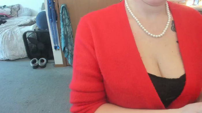 Hottyhousewife18