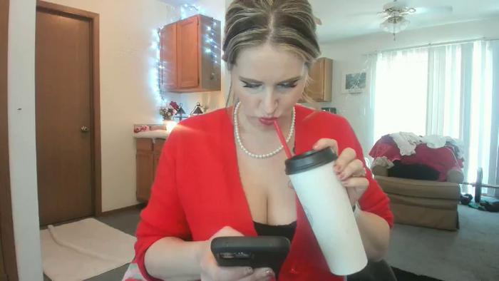Hottyhousewife18