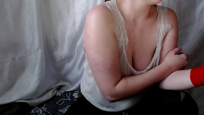 BettyGirlKiss